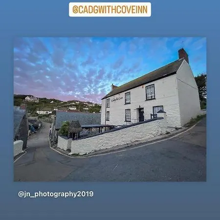 Inn Cove 4*