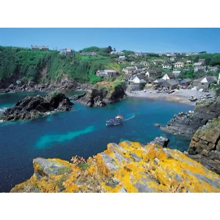 Inn Cove 4*